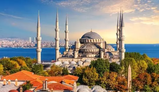 تور استانبول نوروزی 1404
